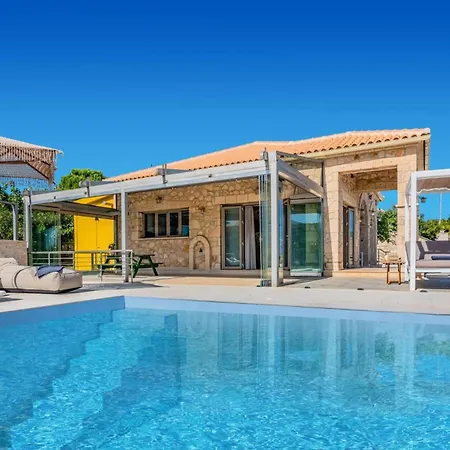 Villa Mezzo By Skinaria